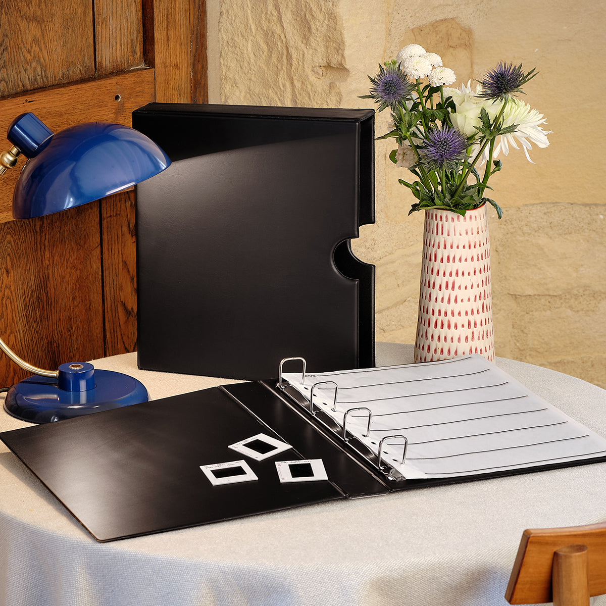 Kenro ringbinder with slipcase lifestyle
