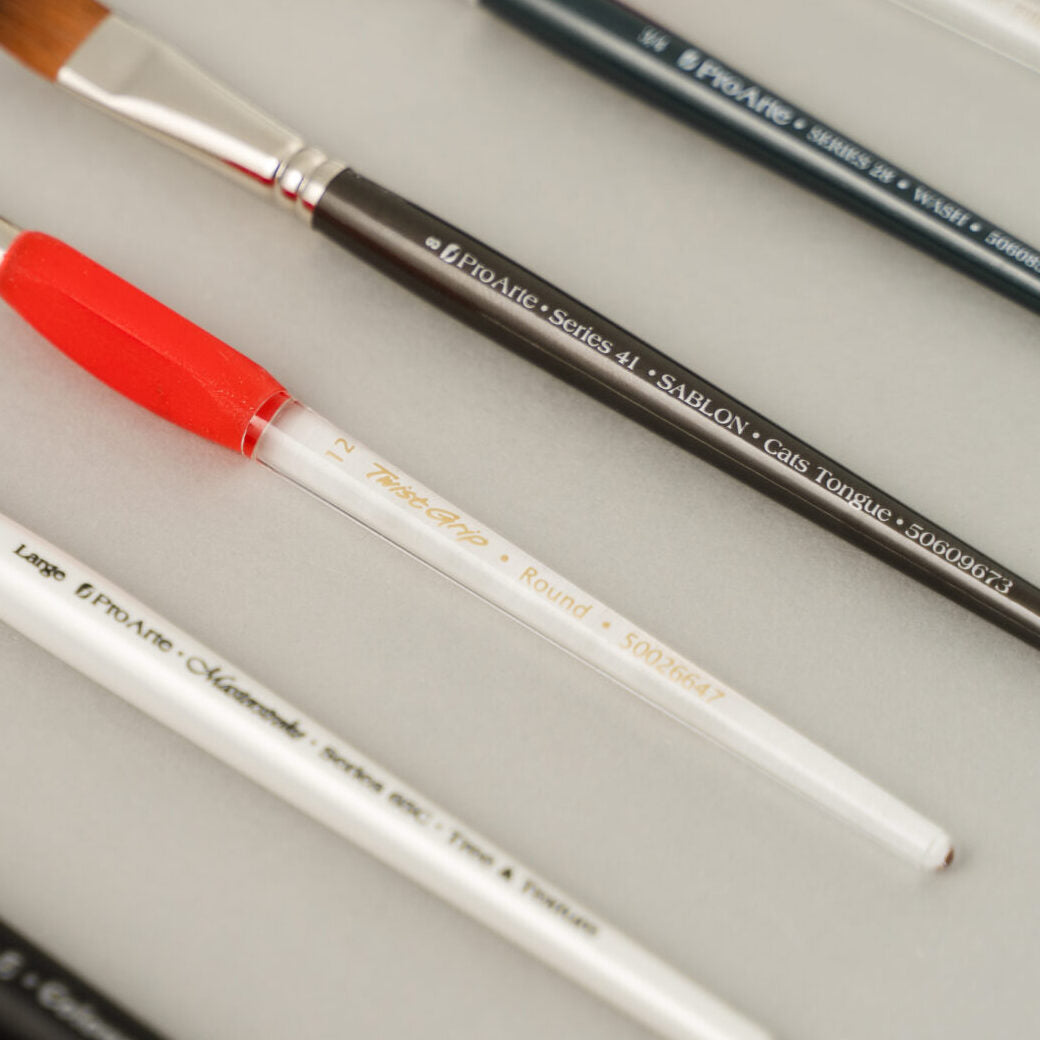 Pro Arte Twist Grip Round All-Media Brush