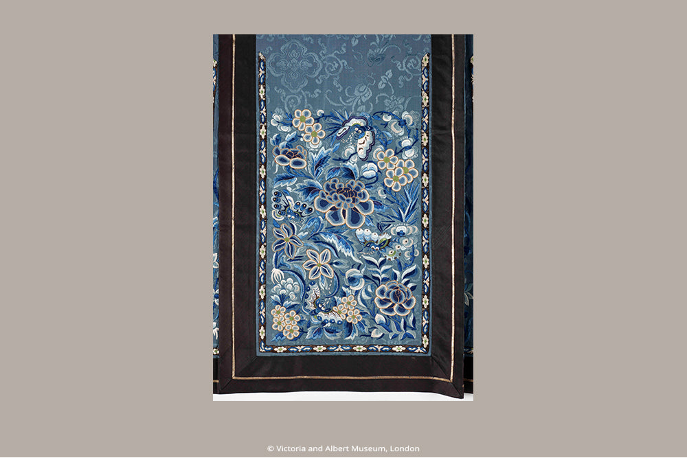 Paperblanks 2027 Blue Willow Midi Softback Flexi Diary – Week-to-View Vertical – design detail
