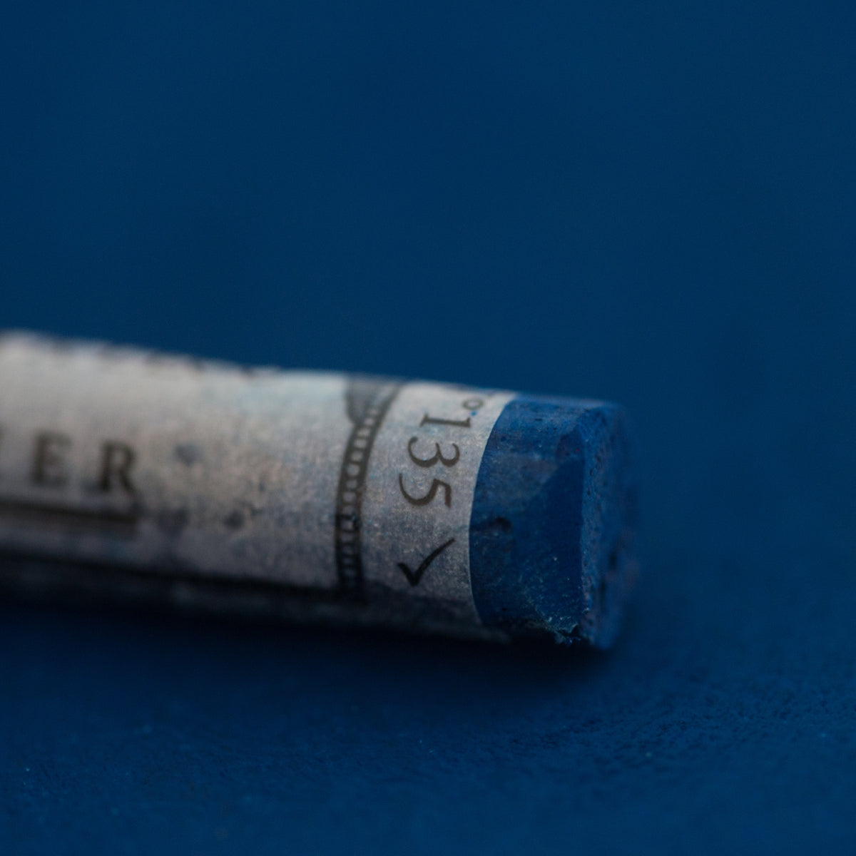 Sennelier Extra-Fine Soft Pastel, Single Boxed – Indigo Blue 135