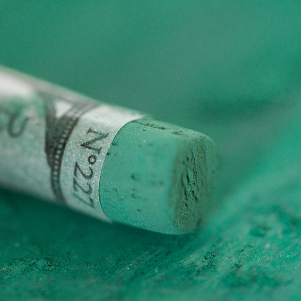 Sennelier Extra-Fine Half Soft Pastel, Single Boxed – Chromium Green 227