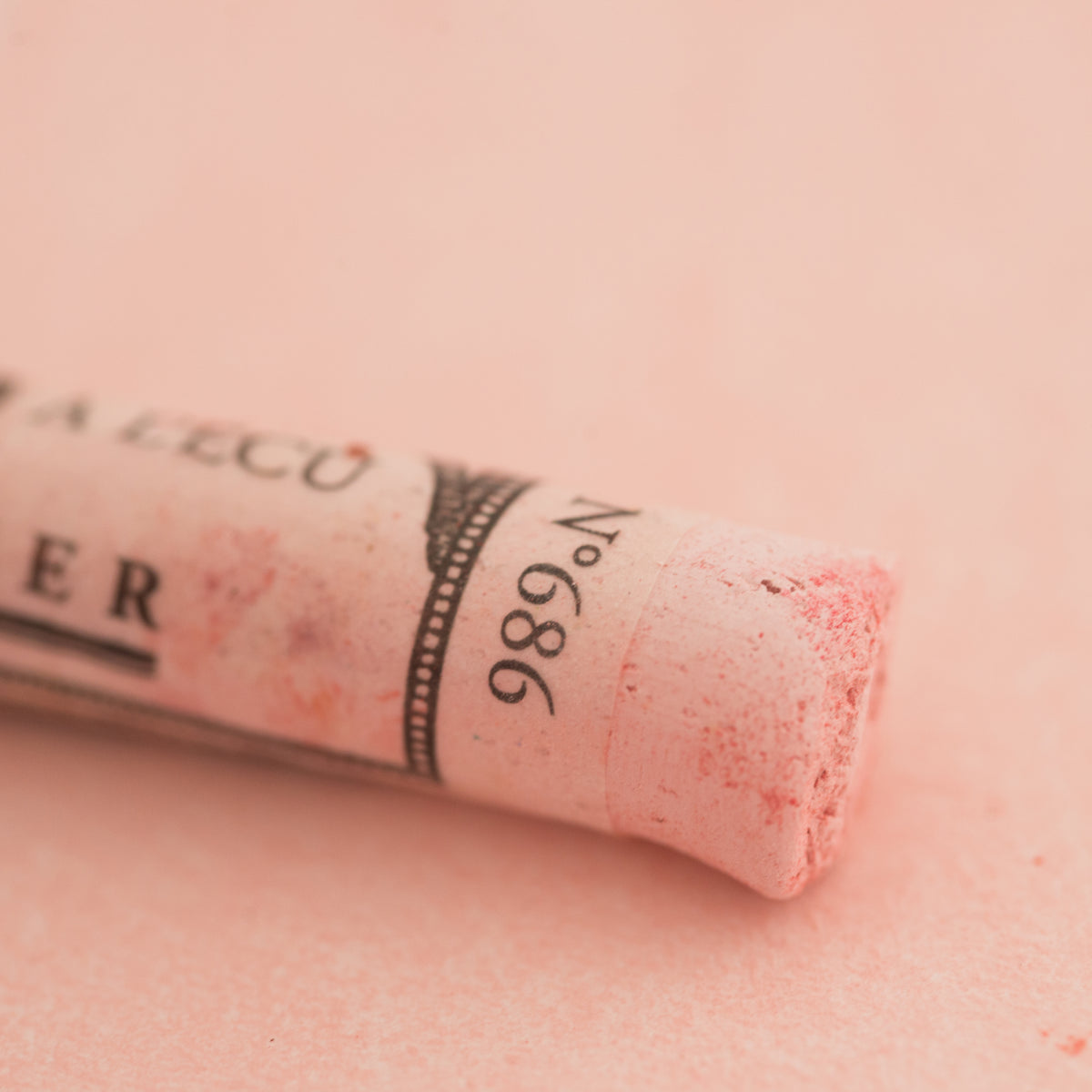 Sennelier Extra-Fine Half Soft Pastel, Single Boxed – Helios Red 686