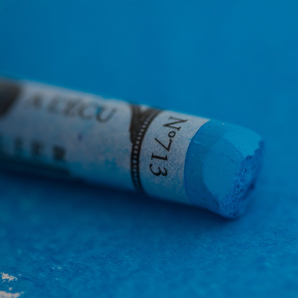 Sennelier Extra-Fine Soft Pastel, Single Boxed – Steel Blue 713