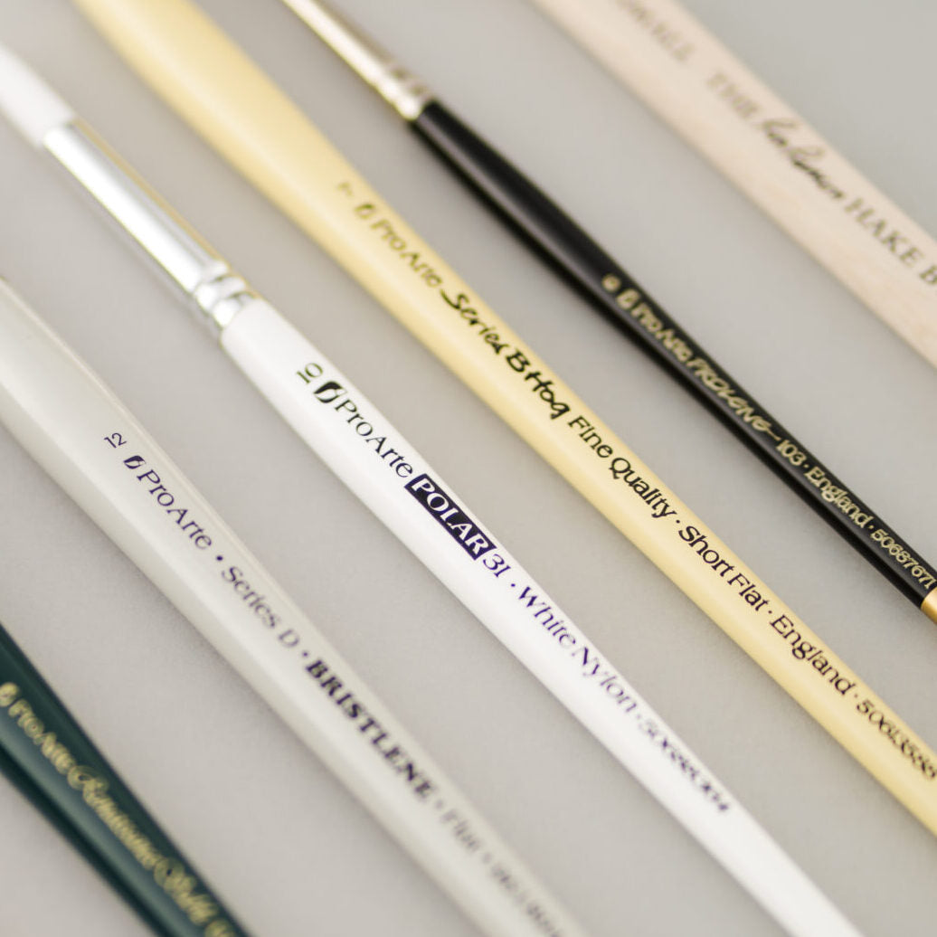 Pro Arte Polar Round Brush