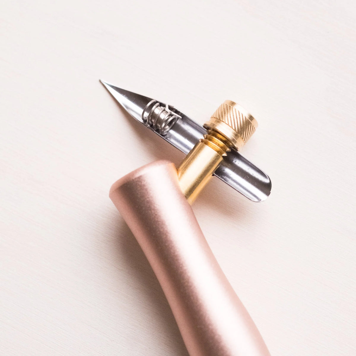 The 'One Dip Wonder' Ink Reservoir