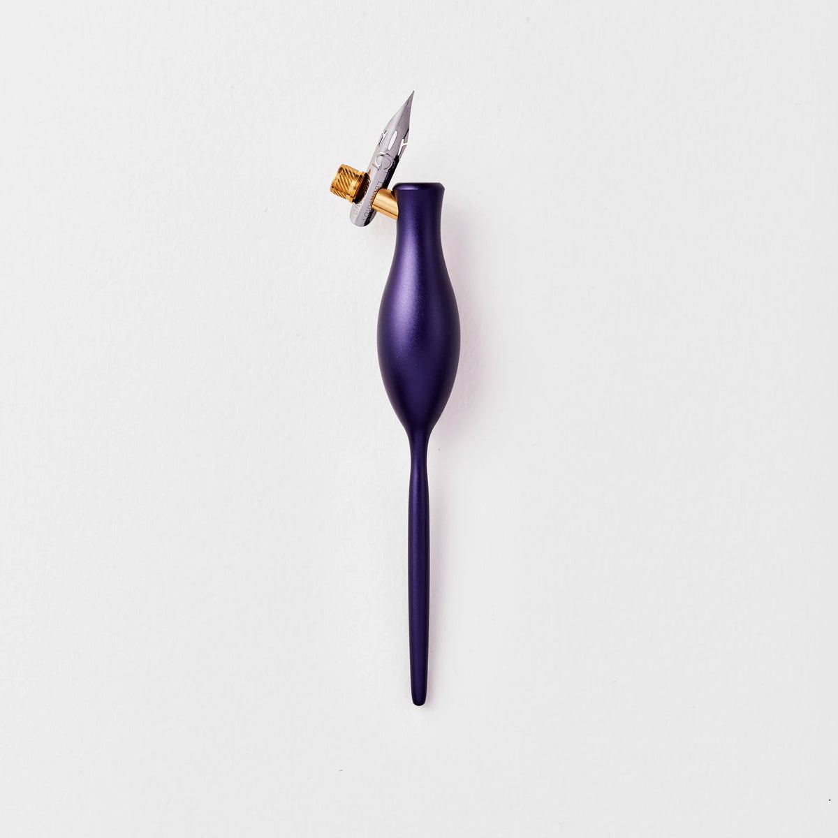 Tom's Studio Carrot Calligraphy Pen - Midnight