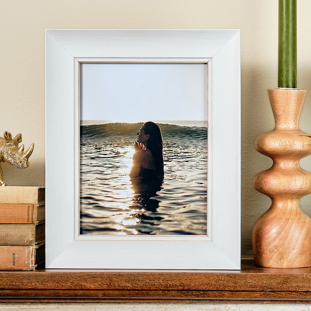 Kenro Emilia Classic Photo Frame White lifestyle