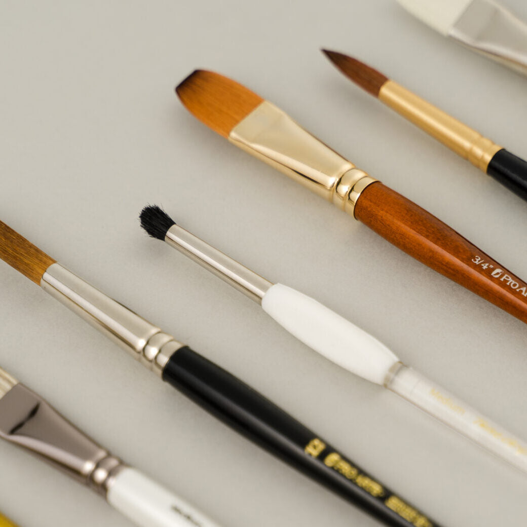 Pro Arte Twist Grip Deerfoot Stippler All-Media Brush