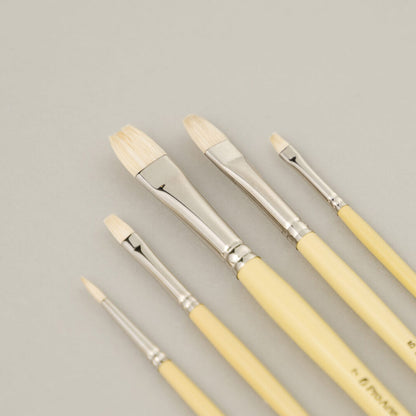 Pro Arte W7B Series B Hog Oil Brush Set in Wallet