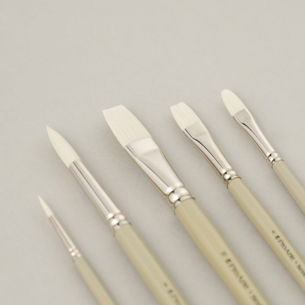 Pro Arte W16 Bristlene Oil Brush Set in Wallet