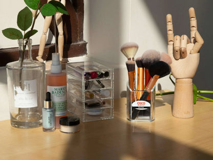 Clear Acrylic Curved Pen Pot | 3090