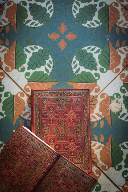 Paperblanks War of the Roses Grande Hardback Journal – Plain, 128 Pages – lifestyle image