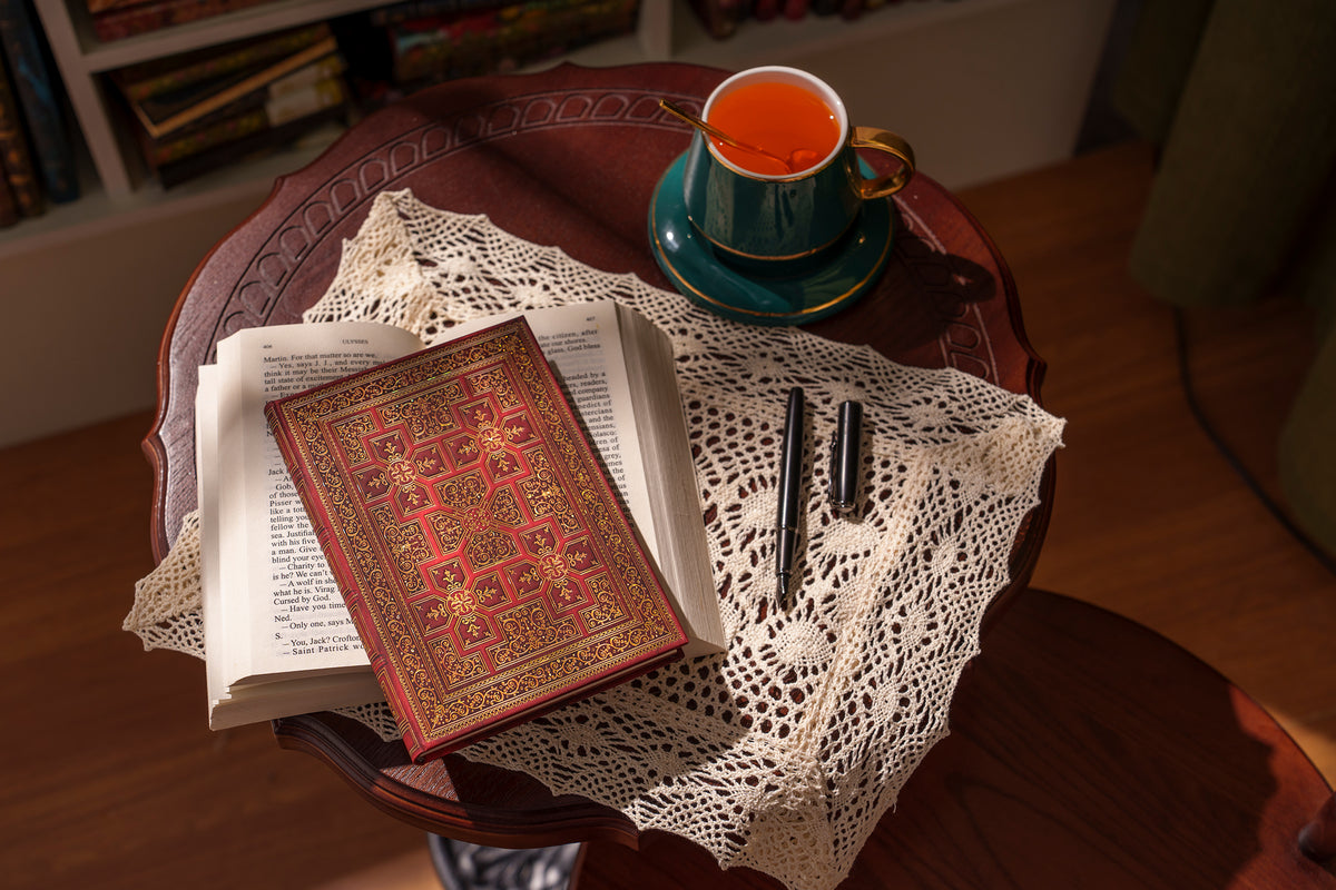 Paperblanks War of the Roses Grande Hardback Journal – Plain, 128 Pages – lifestyle image