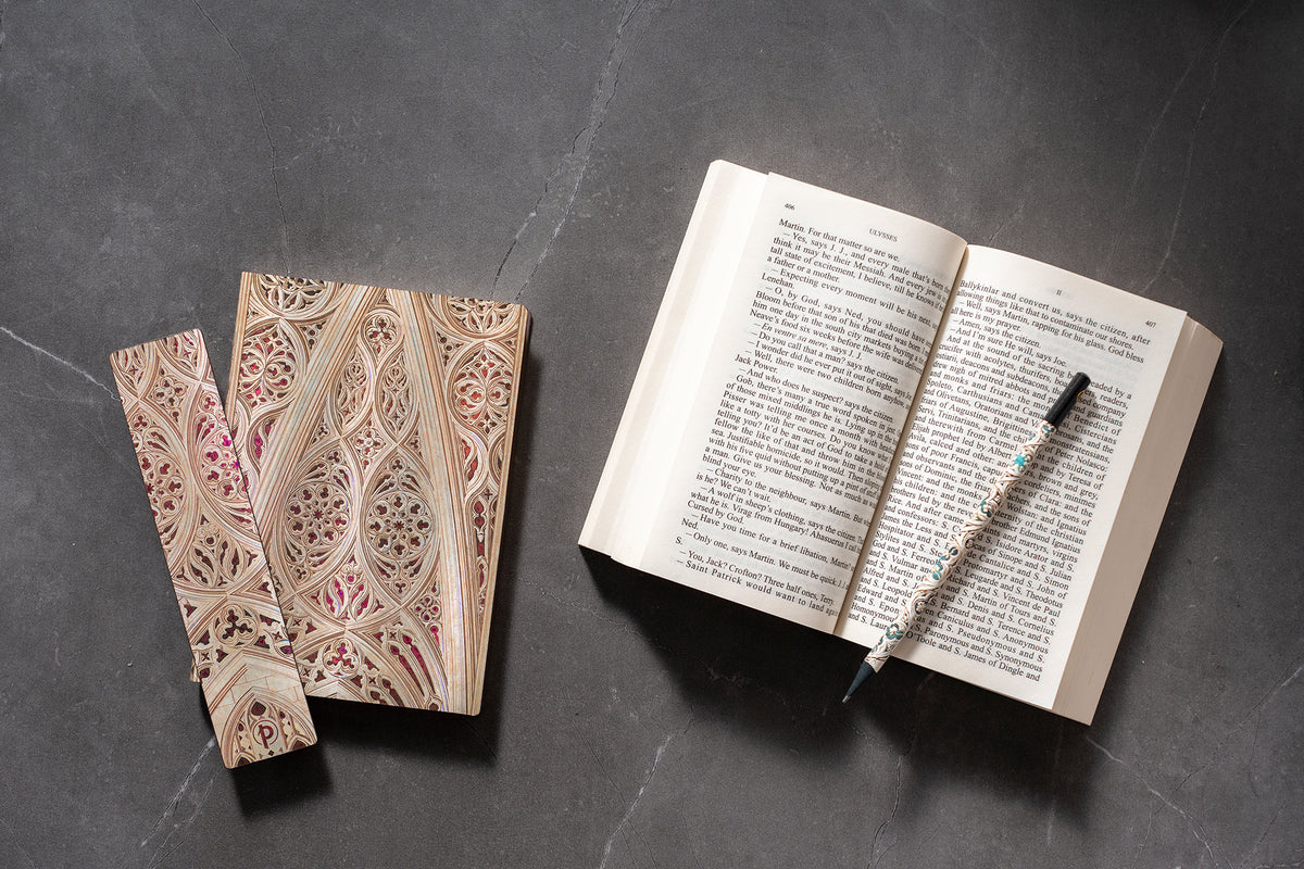 Paperblanks Vault of the Milan Cathedral (Burgundy) Bookmark – lifestyle image