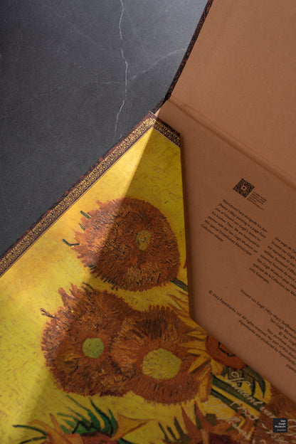 Paperblanks Van Gogh, Sunflowers Document Folder – lifestyle image