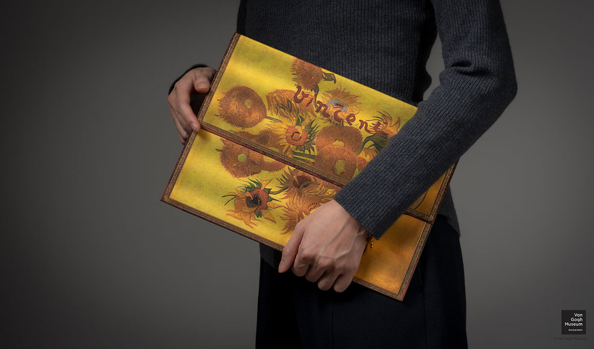 Paperblanks Van Gogh, Sunflowers Document Folder – lifestyle image