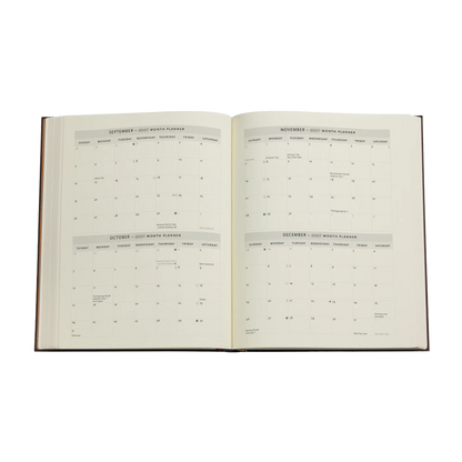 Paperblanks 2027 Layla Ultra Hardback Diary – Week-to-View Vertical – inside pages