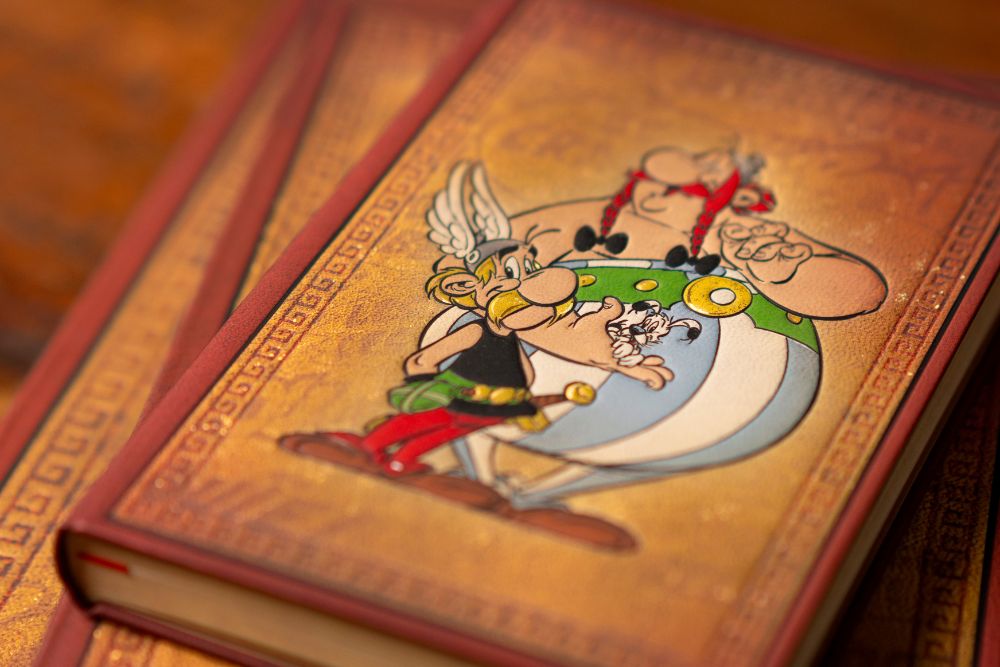 Paperblanks Asterix & Obelix Pencils – Pack of 4 – design detail