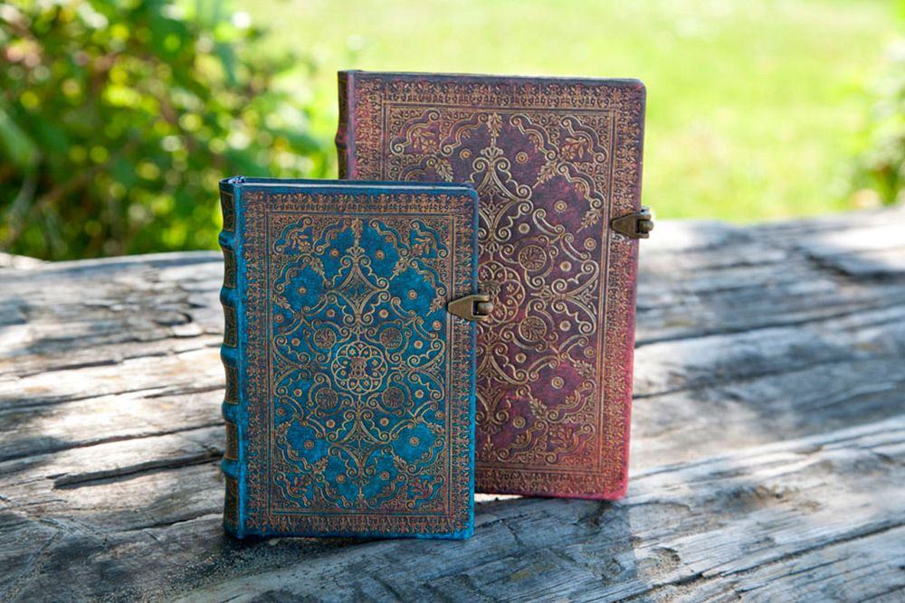 Paperblanks Azure Ultra Hardback Journal – Plain, 144 Pages – design detail