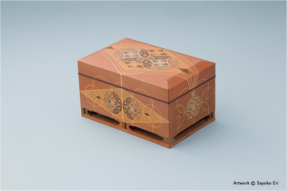 Paperblanks Bija Octagonal Ultra Memento Box – design detail