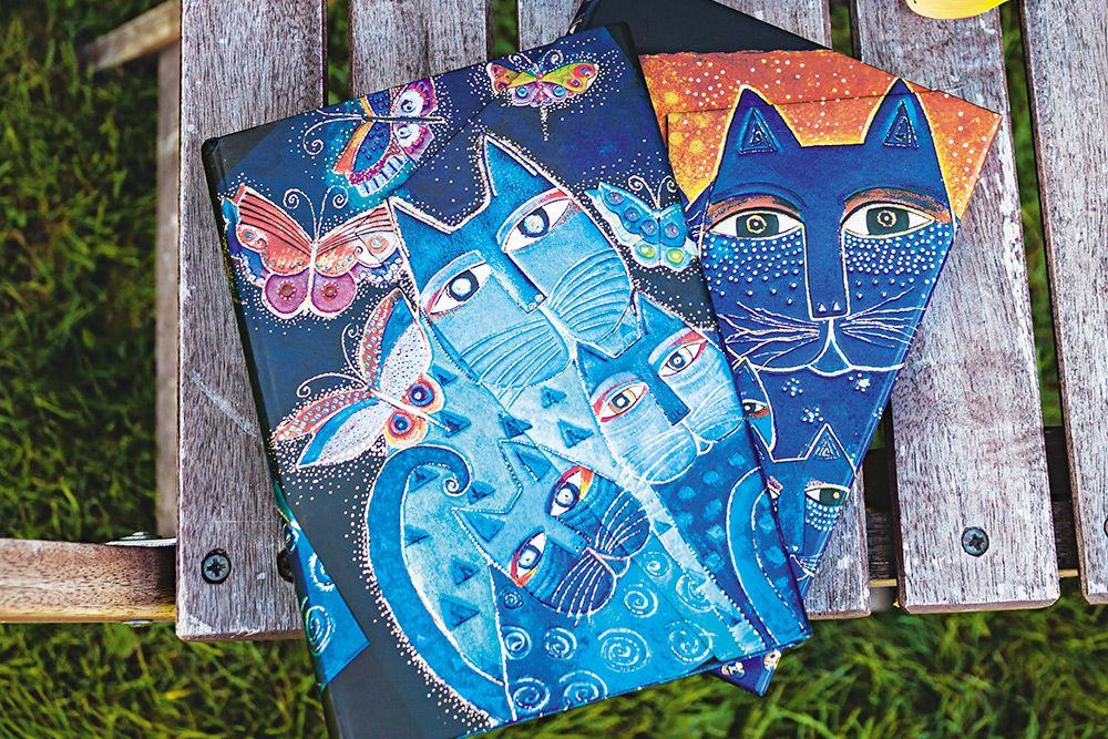 Paperblanks Blue Cats & Butterflies 500-Piece Jigsaw Puzzle – design detail