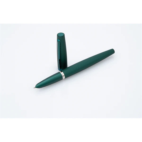 Diplomat Fountain Pen Viper Green Guilloche - Fine/Medium