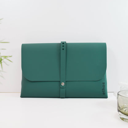 VENT Luxury ETHOS A4 Recycled Leather Document & Tablet Wallet – Emerald Green