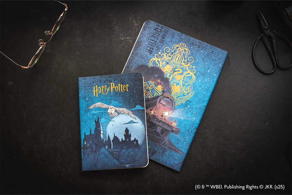 Paperblanks Escape to Hogwarts Notebook A4 Cahier Notebook – Squared – design detail