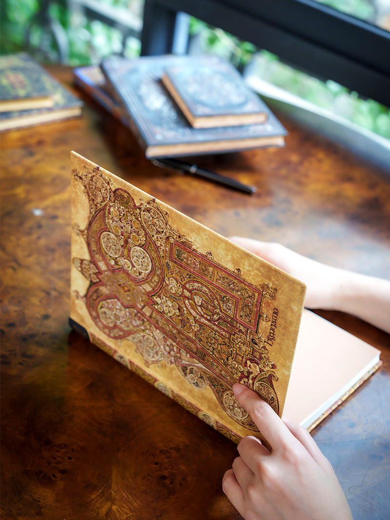 Paperblanks Generatio Midi Hardback Journal – Lined, 144 Pages – design detail