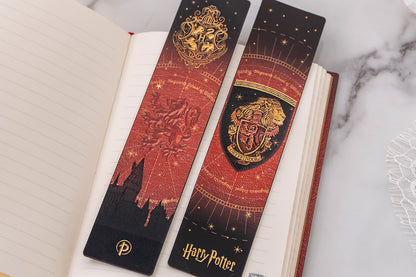 Paperblanks Gryffindor Bookmark Bookmark – design detail