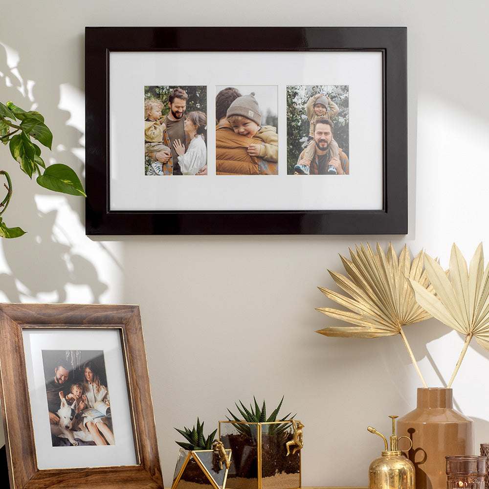 Kenro Rocco High Gloss frames in a hallway