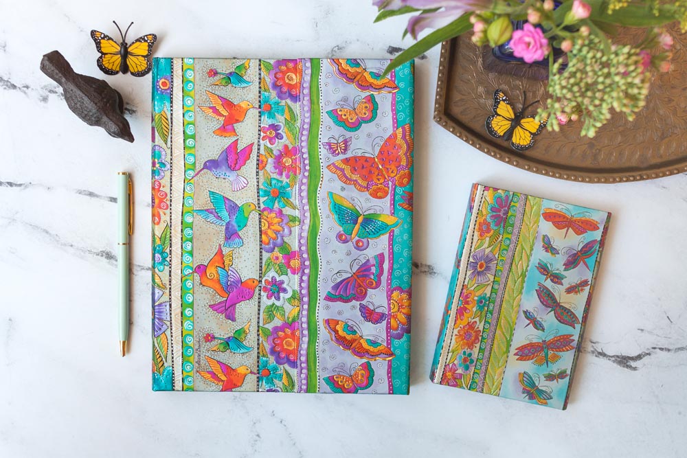 Paperblanks Hummingbirds & Flutterbyes Hardback Guest Book – Plain, 144 Pages – design detail