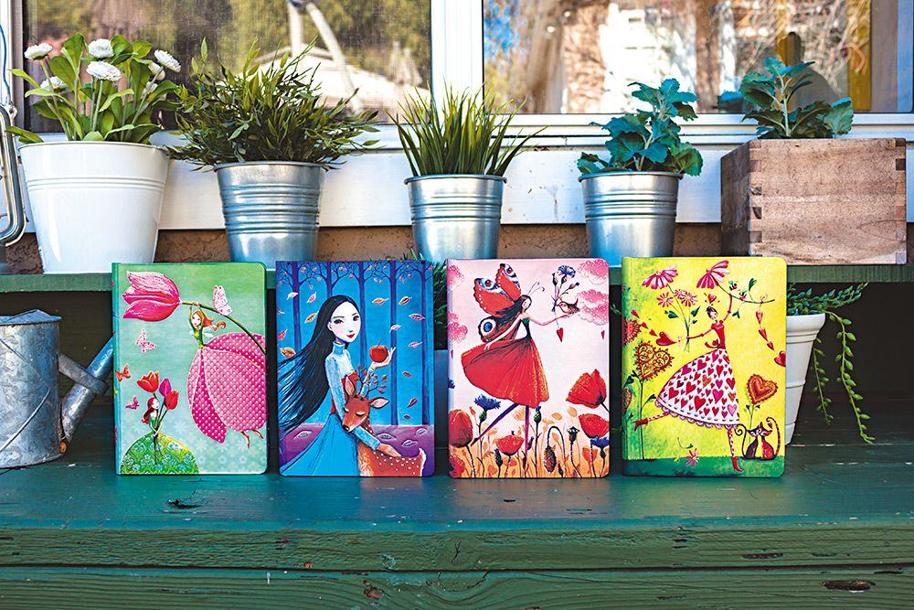 Paperblanks Joyous Springtime Ultra Hardback Journal – Dot Grid, 240 Pages – design detail