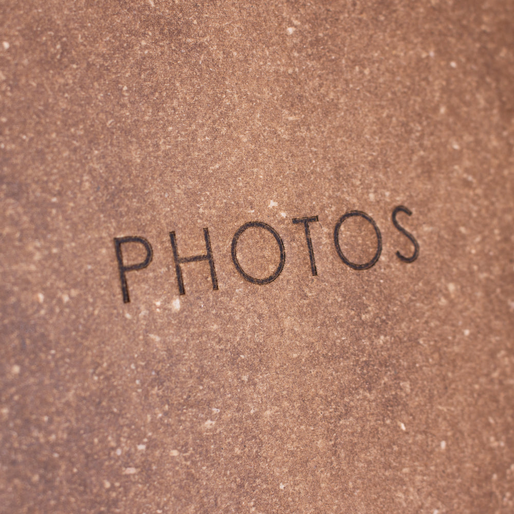 Kenro Signature memo album, sand – debossed detail
