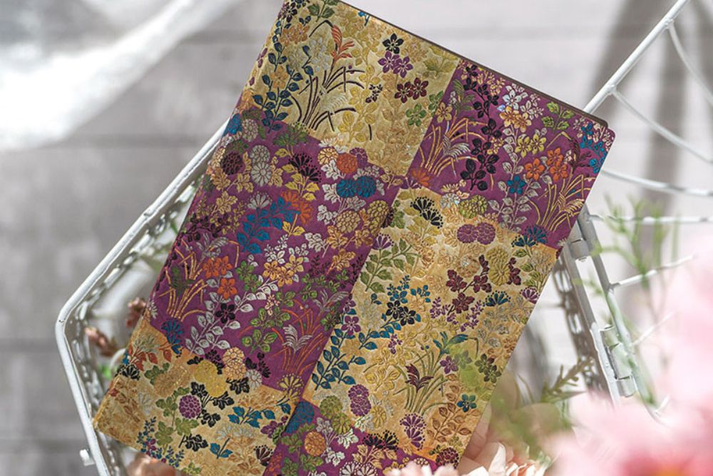 Paperblanks Kara-ori Pink Ultra Softback Flexi Journal – Lined, 176 Pages – design detail
