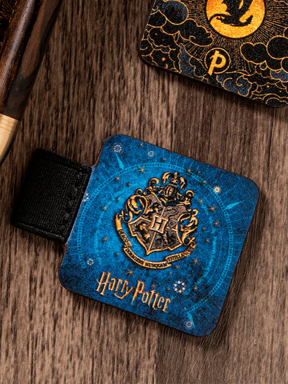 Paperblanks Legends of Hogwarts Pen Loop Pen Loop – design detail