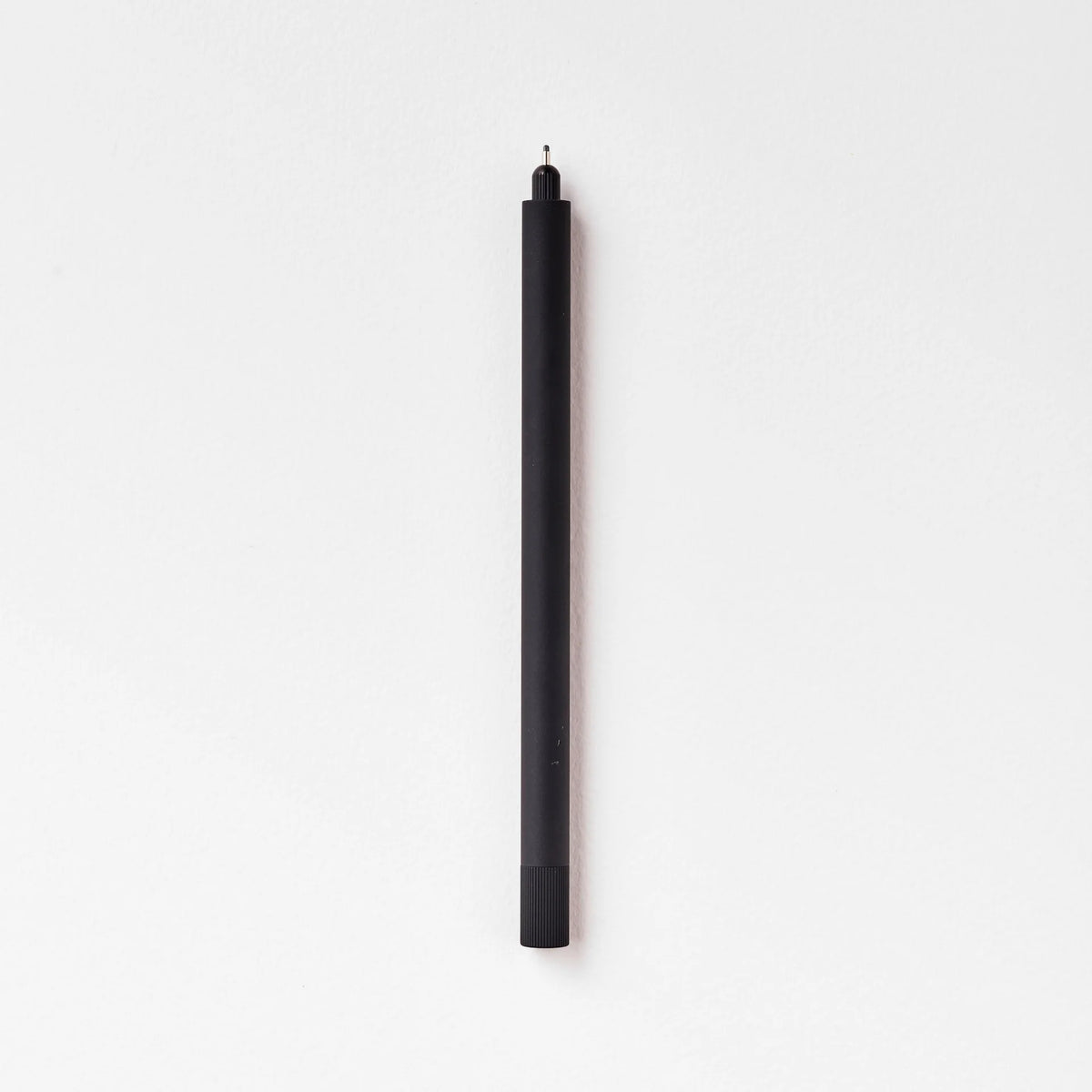 Lumos – Refillable Fineliner Pen | Single Tip Black