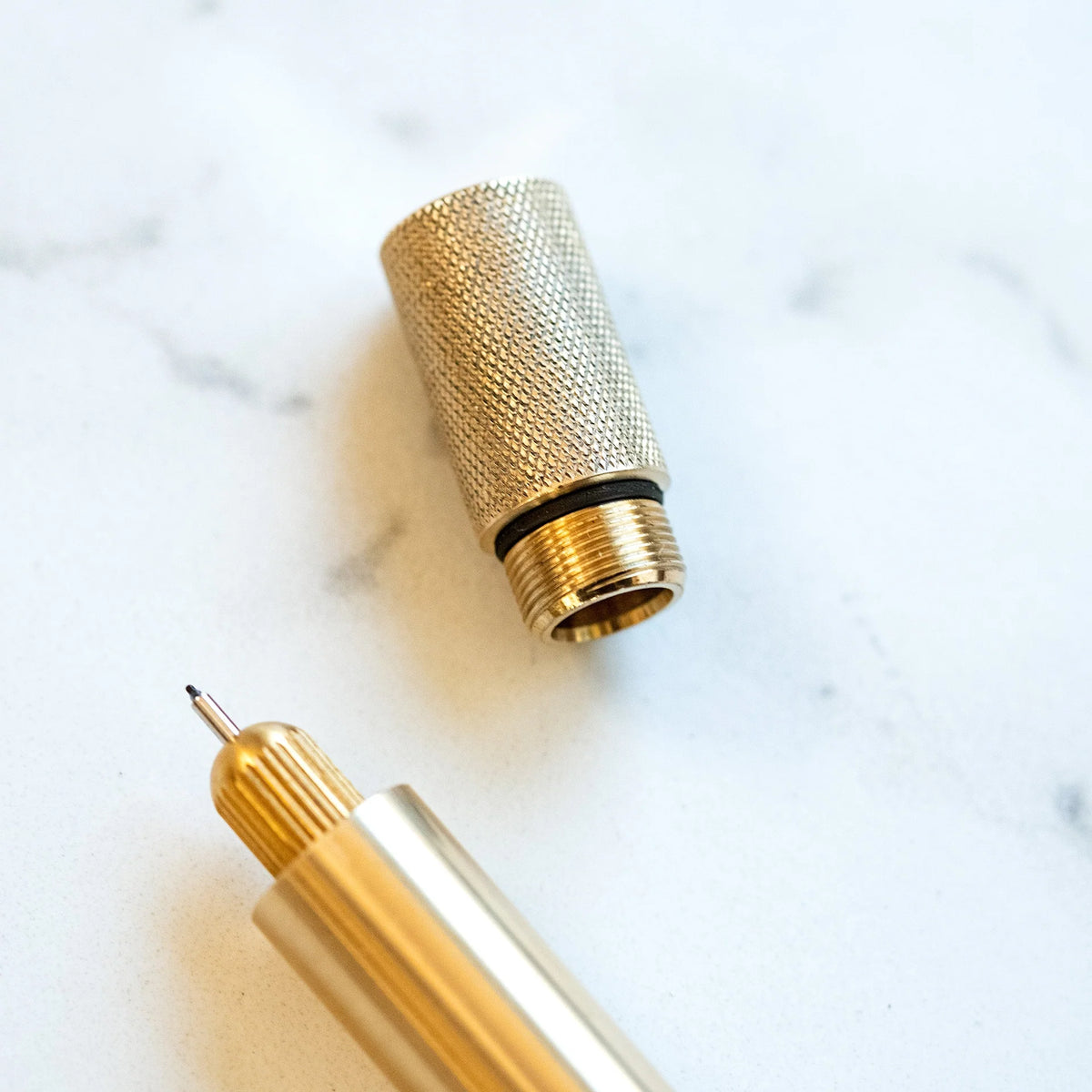 Lumos – Refillable Fineliner Pen | Double Tip Brass