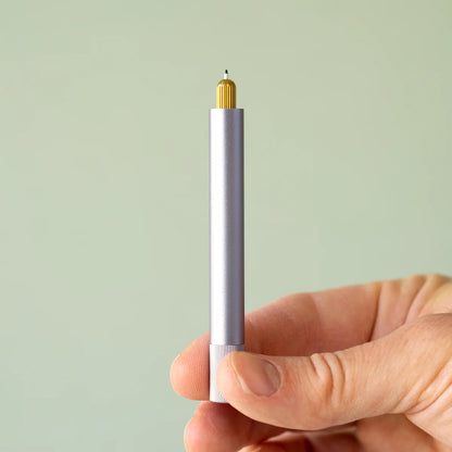 Lumos – Refillable Fineliner Pen | Mini Raspberry