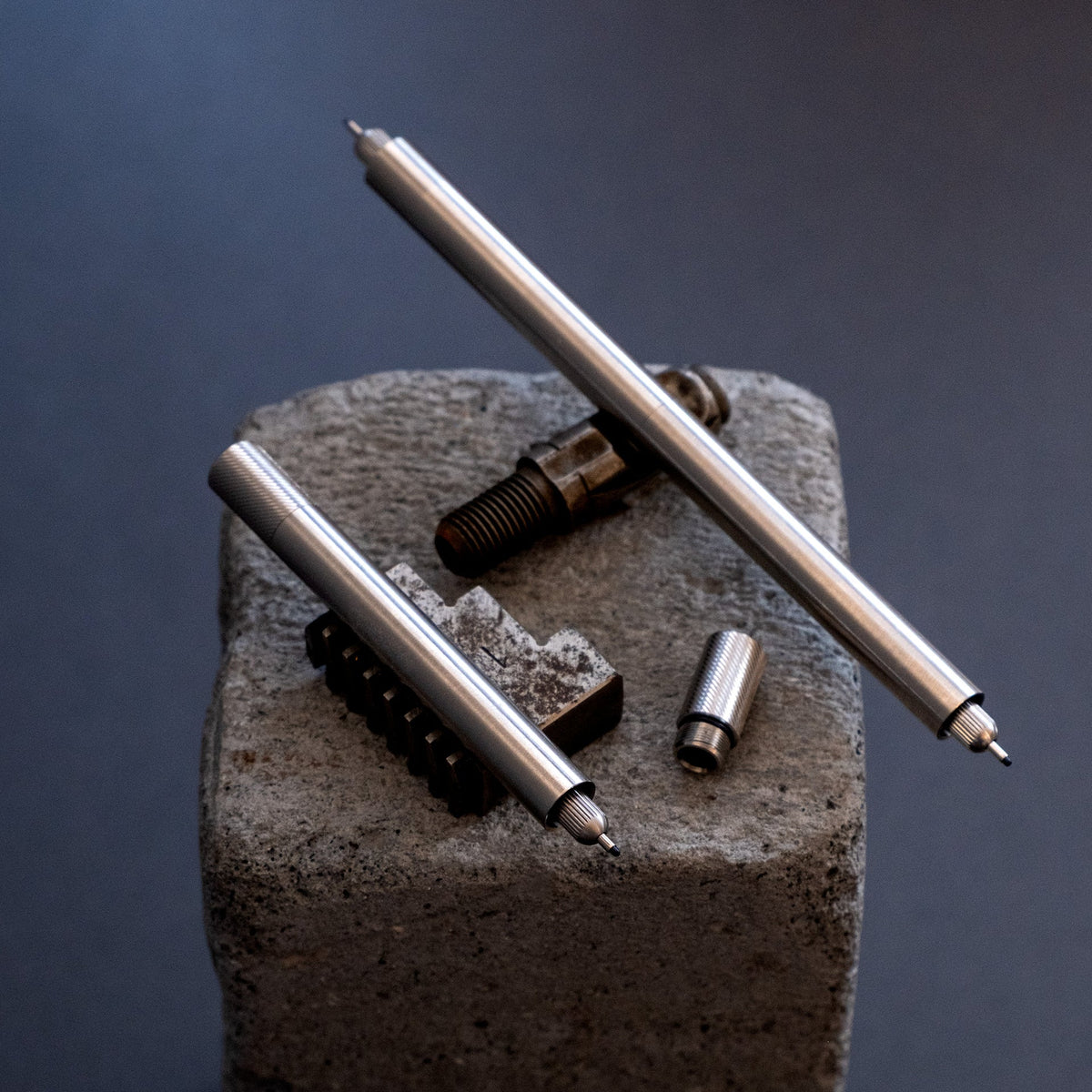 Lumos – Refillable Fineliner Pen | Mini Stainless Steel