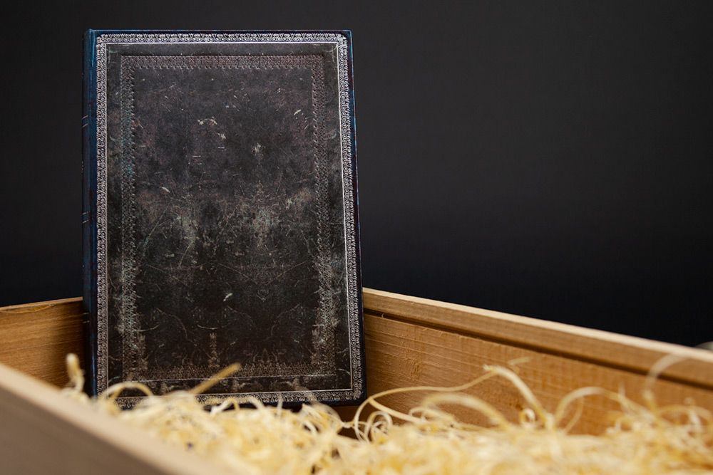 Paperblanks Midnight Steel Midi Hardback Journal – Lined, 144 Pages – design detail