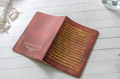 Paperblanks Mozart, The Hunt A6 Cahier Notebook – Squared – design detail