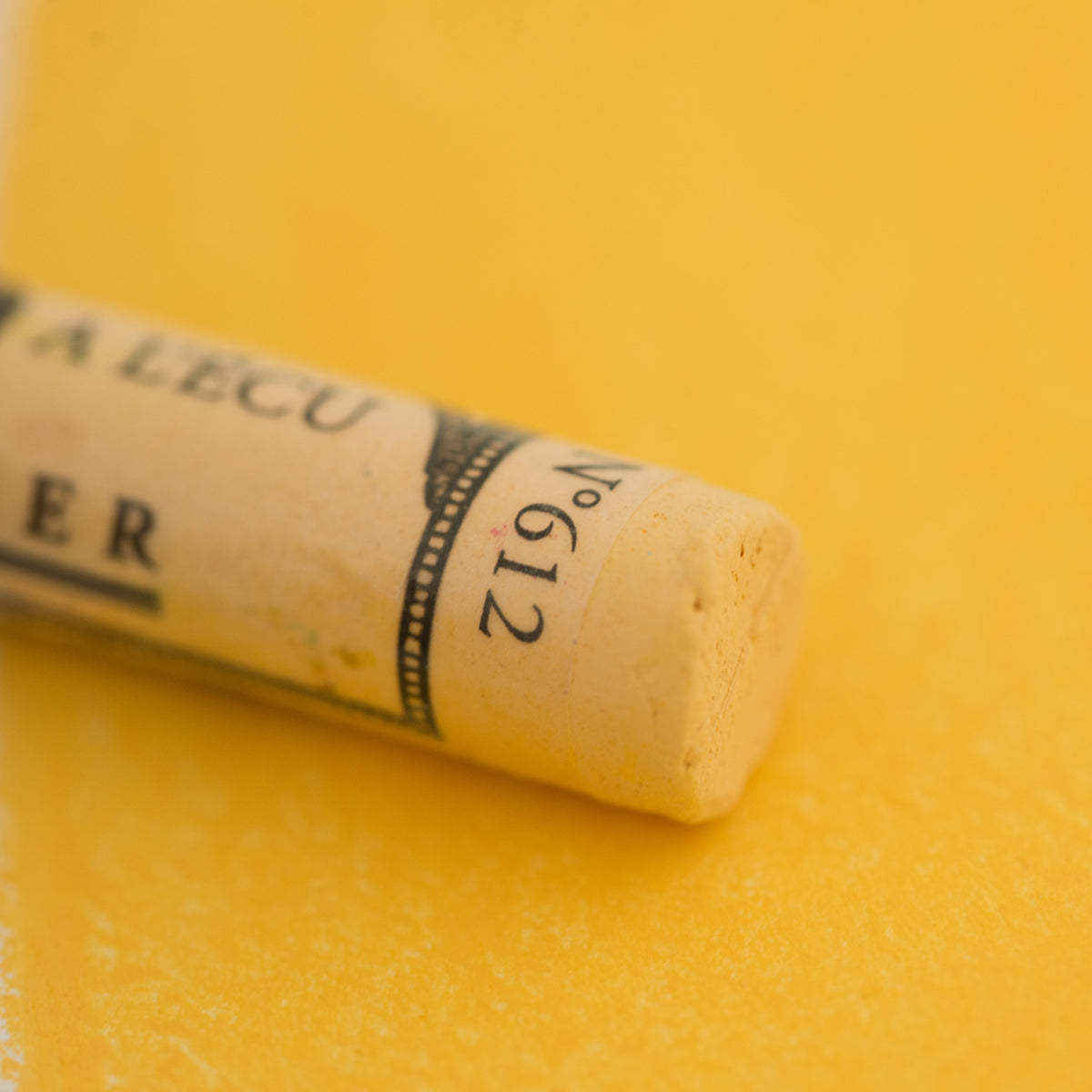 Sennelier Extra-Fine Soft Pastel – Cadmium Yellow Deep 612