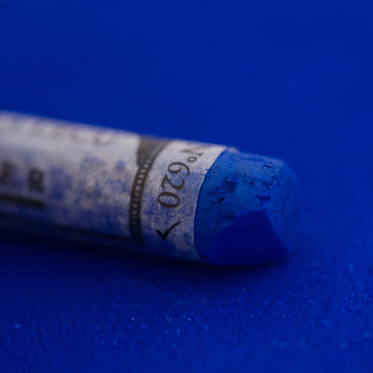 Sennelier Extra-Fine Half Soft Pastel, Single Boxed – Sapphire Blue 620