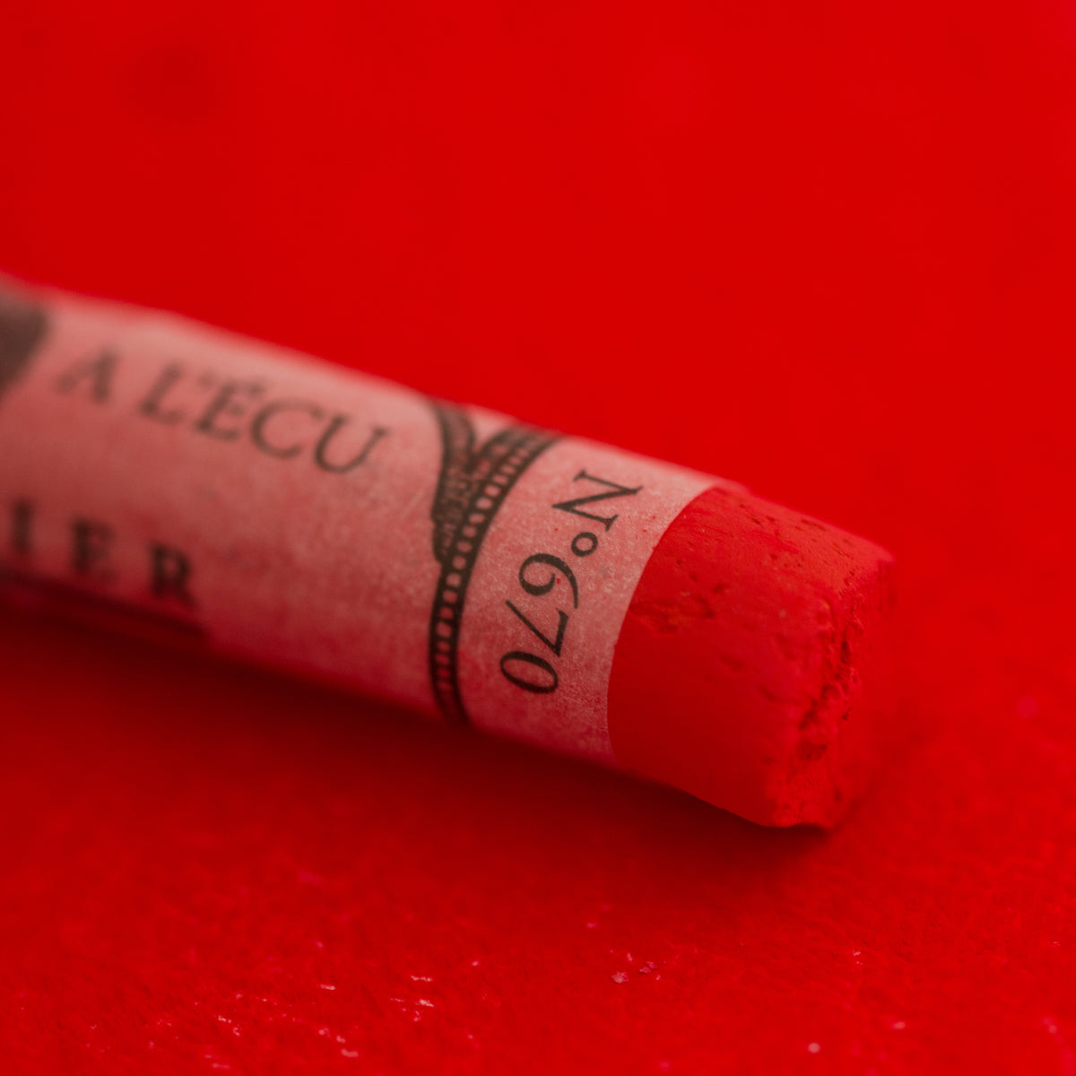 Sennelier Extra-Fine Soft Pastel – Ruby Red 670