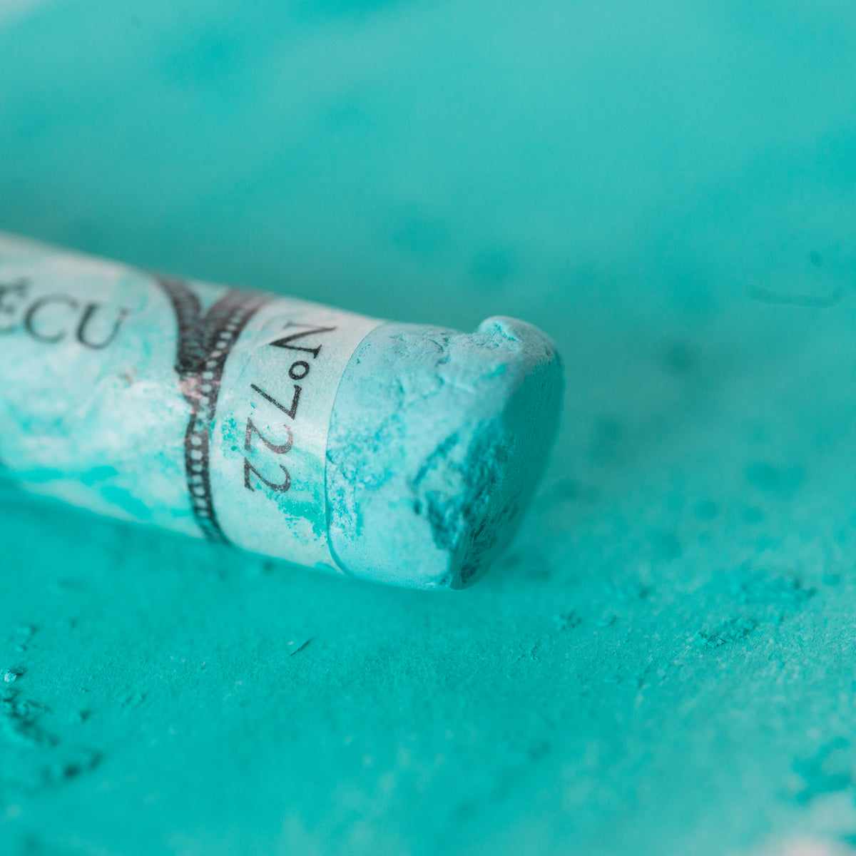 Sennelier Extra-Fine Half Soft Pastel, Single Boxed – Turquoise Green 722