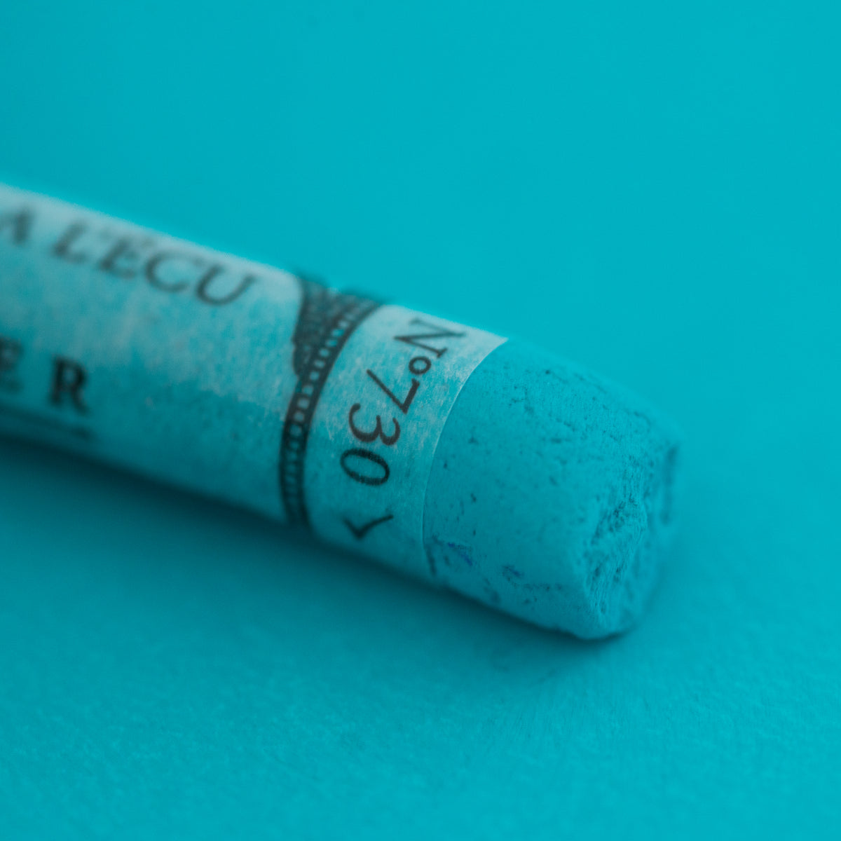 Sennelier Extra-Fine Half Soft Pastel, Single Boxed – Turquoise Blue 730