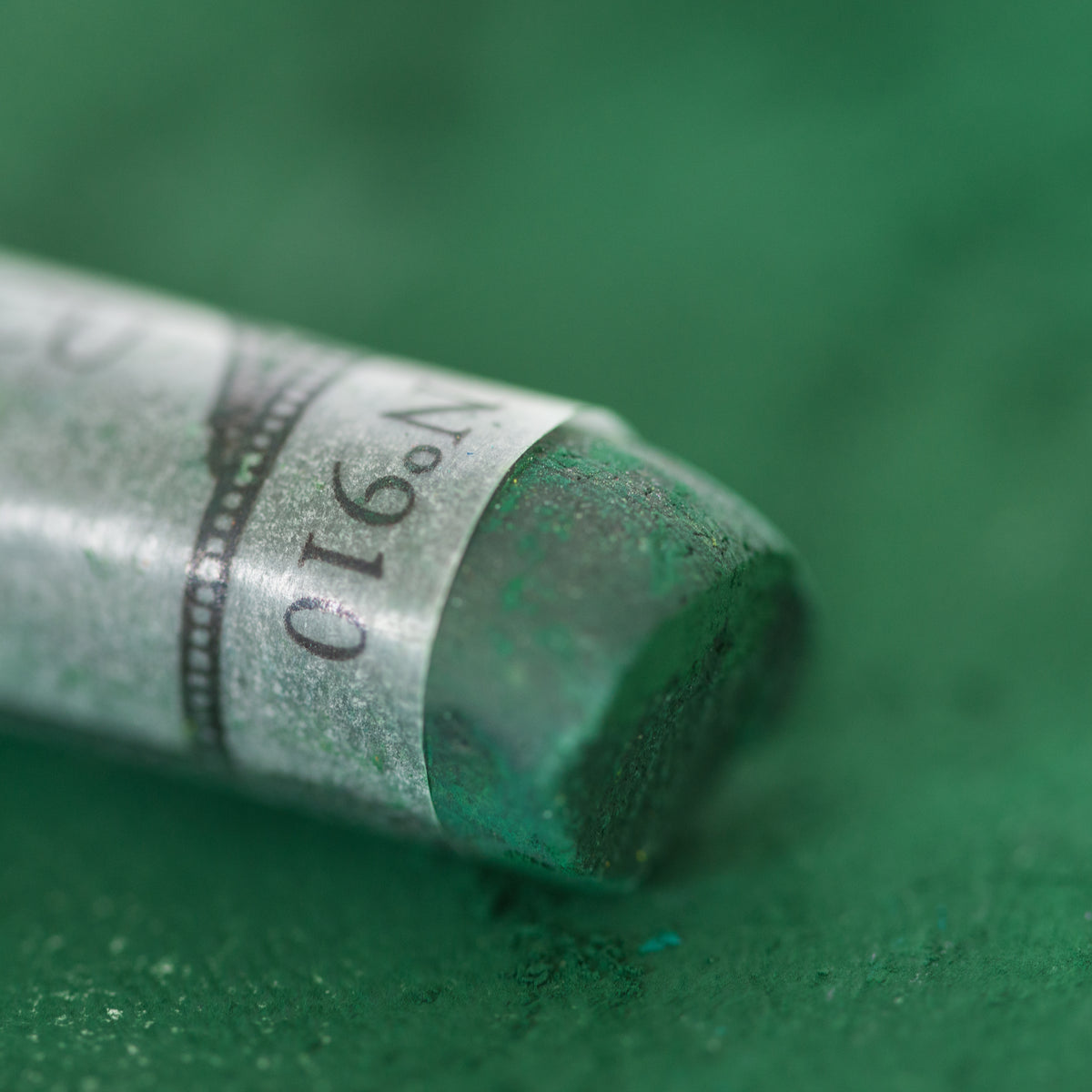Sennelier Pebble Soft Pastel – Forest Green 910