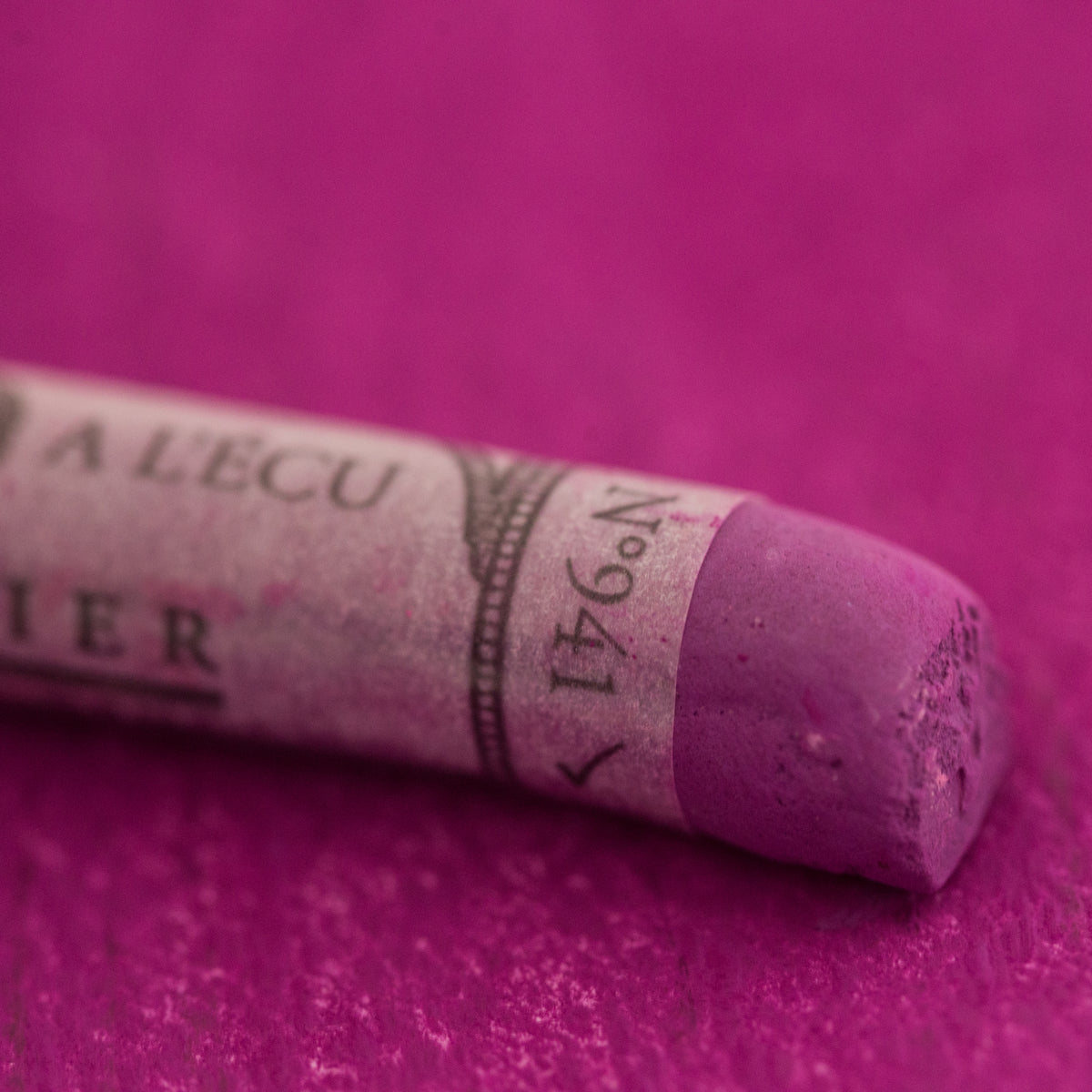 Sennelier Extra-Fine Half Soft Pastel, Single Boxed – Magenta Violet 941