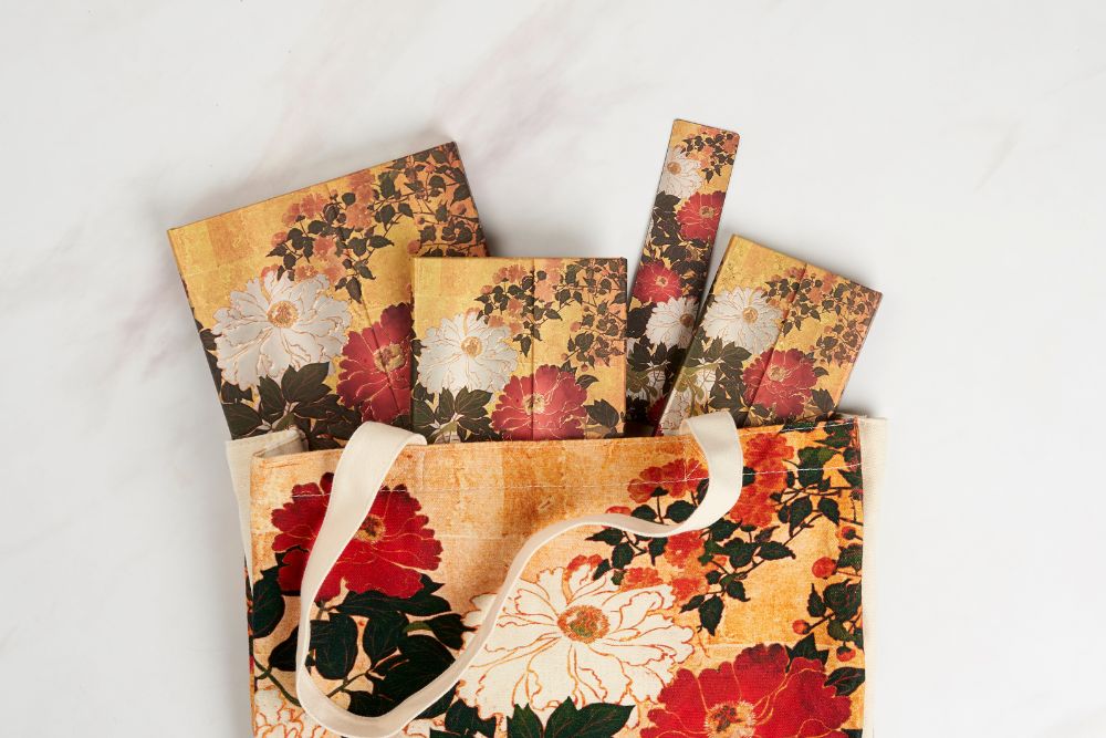 Paperblanks Natsu Mini Hardback Journal – Lined, 176 Pages – design detail